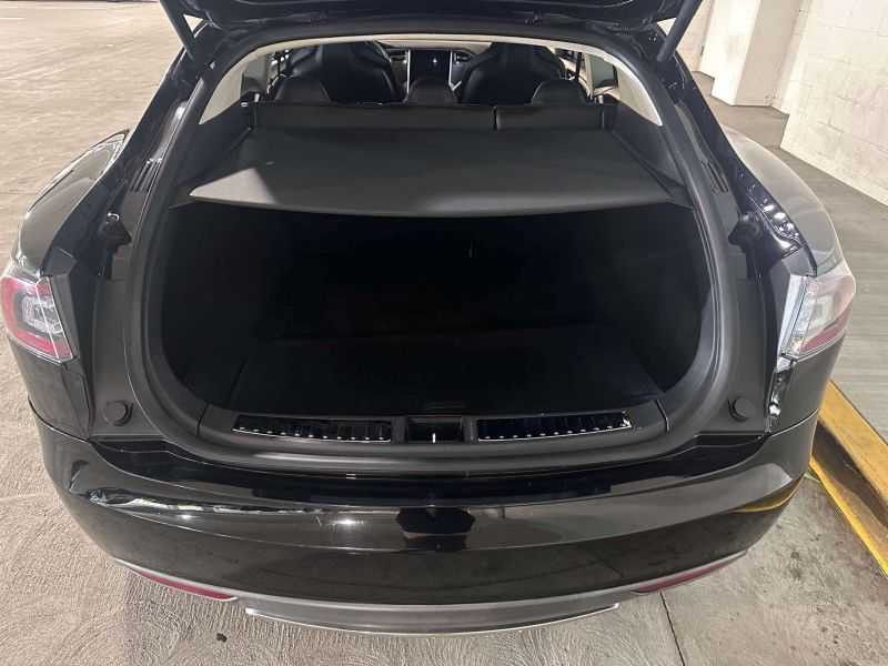 Tesla Model S Image 13