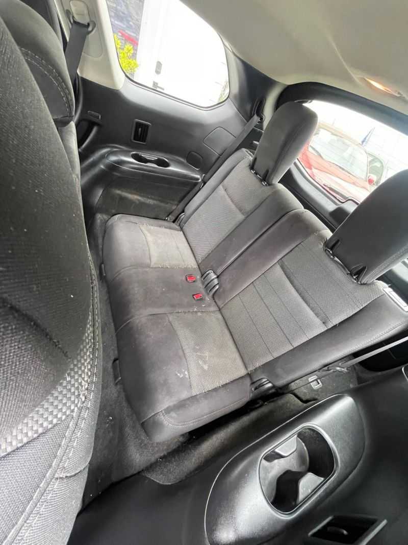Nissan Pathfinder Image 10