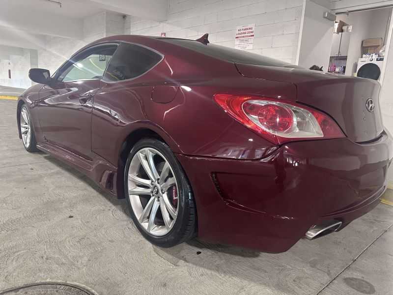 Hyundai Genesis Coupe Image 3