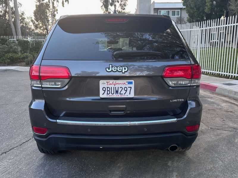 Jeep GRAND CHEROKEE Image 4