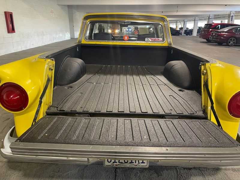 Ford Ranchero Image 8
