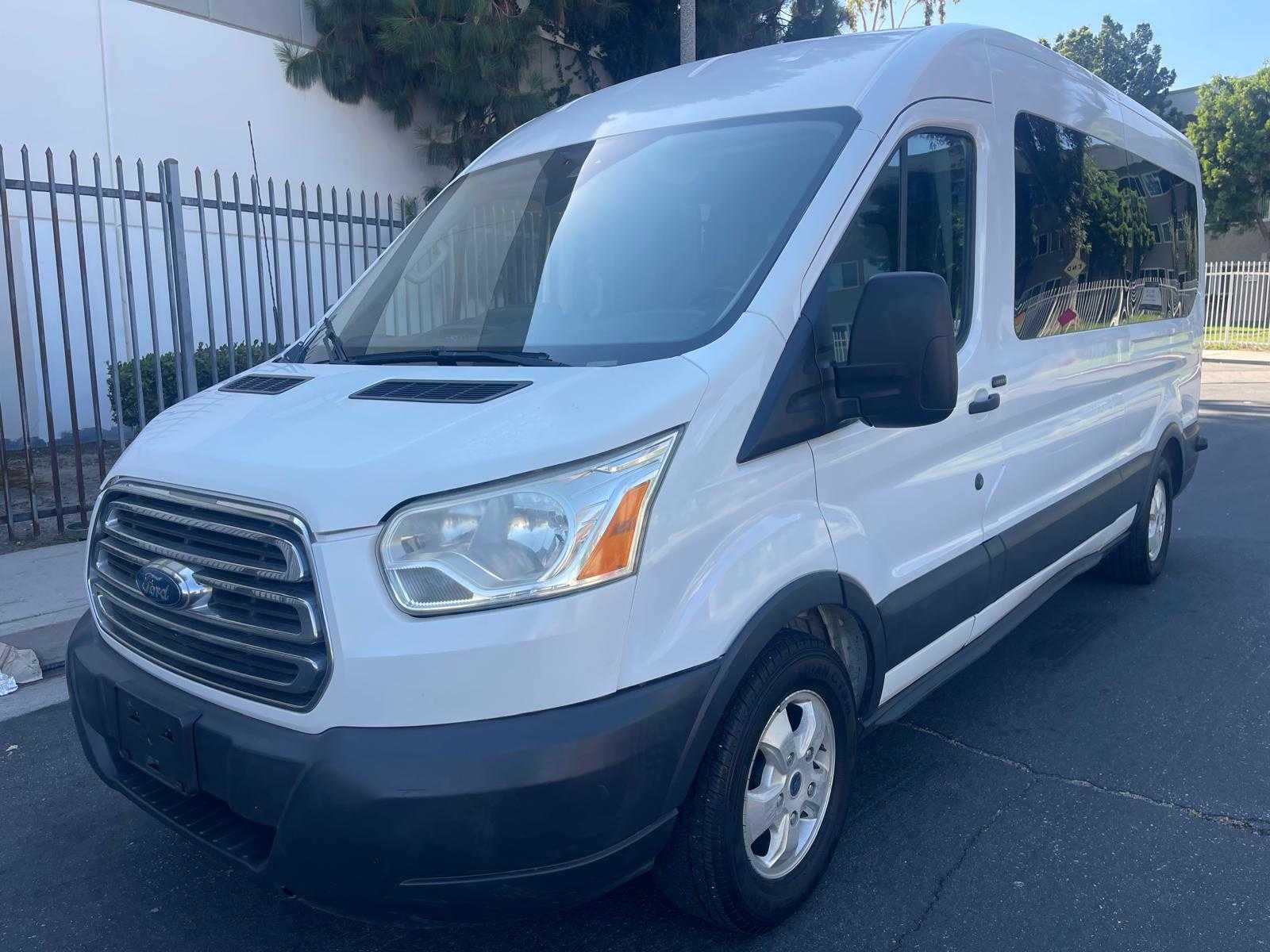 Ford Transit 350 Wagon Image 1