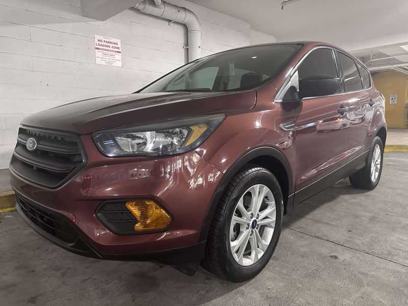 Ford Escape Image 1