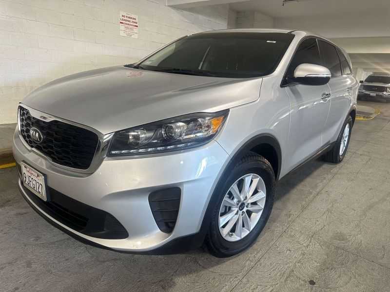Kia Sorento Image 1