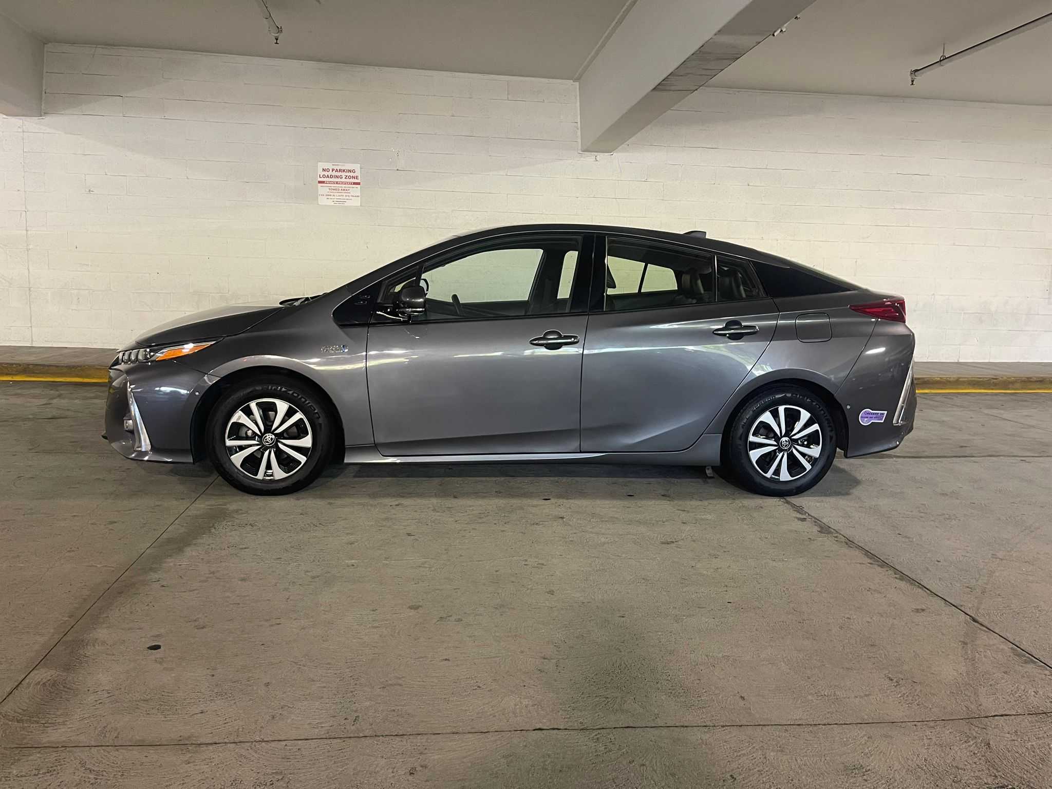 Toyota Prius Prime Image 3