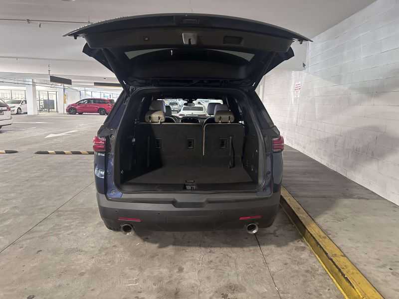 Chevrolet Traverse Image 8