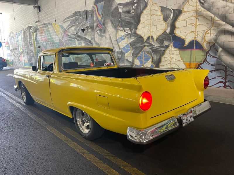 Ford Ranchero Image 5