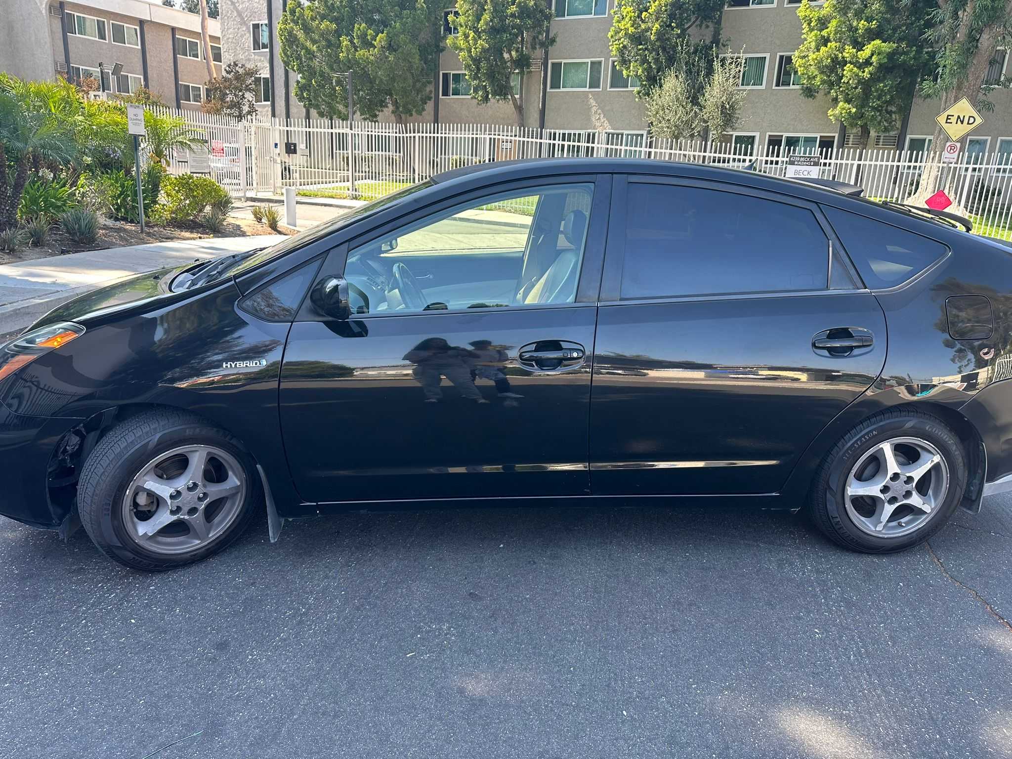 Toyota Prius Image 11